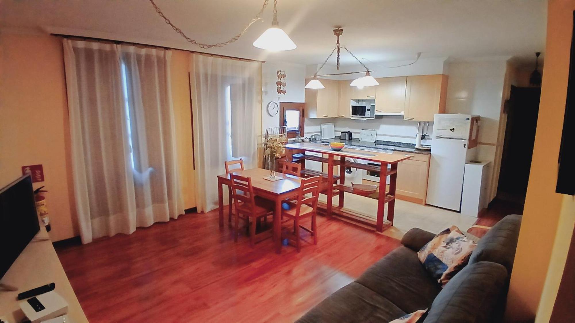 Apartamento Acogedor Bajo Con Terraza Y Vistas Nueva De Llanes Exterior foto